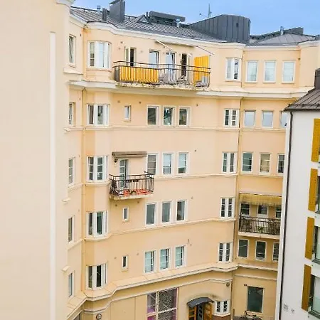 Nice Studio On A Pedestrian Street Apartment