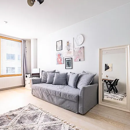 Nice Studio On A Pedestrian Street